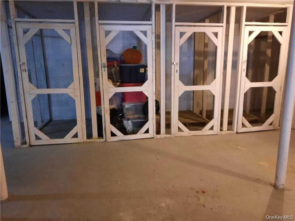 18 Pavilion Ridge Way, Unit #16, Suffern, NY 10901 - Photo 12 of 14