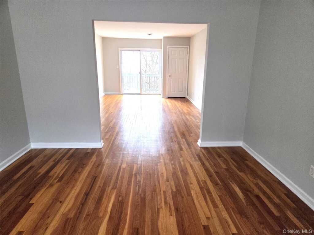 18 Pavilion Ridge Way, Unit #16, Suffern, NY 10901 - Photo 6 of 14