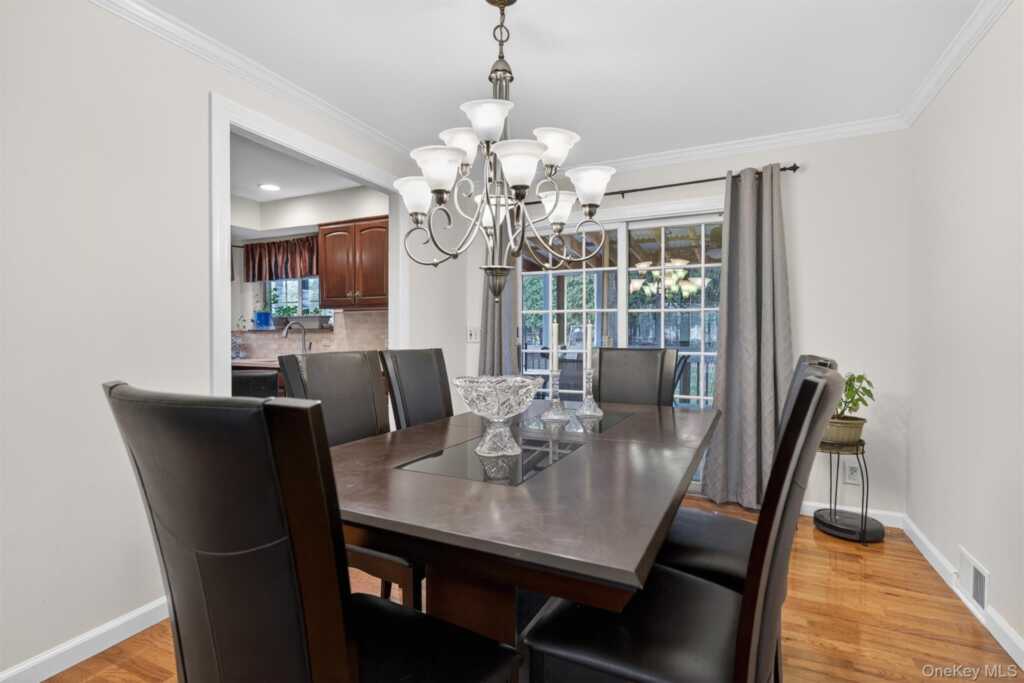 22 Morris Drive, New City, NY 10956 - Photo 10 of 38