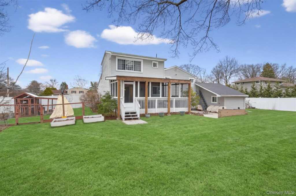 22 Morris Drive, New City, NY 10956 - Photo 35 of 38