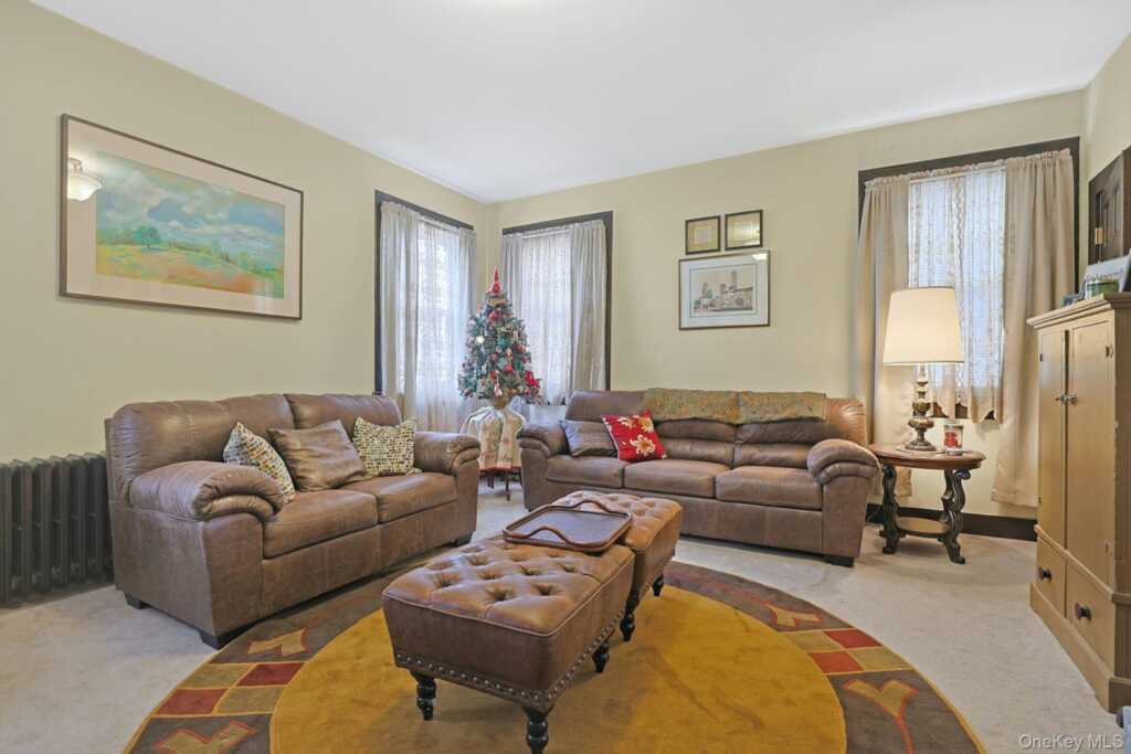 39 Neptune Avenue, New Rochelle, NY 10805 - Photo 10 of 28