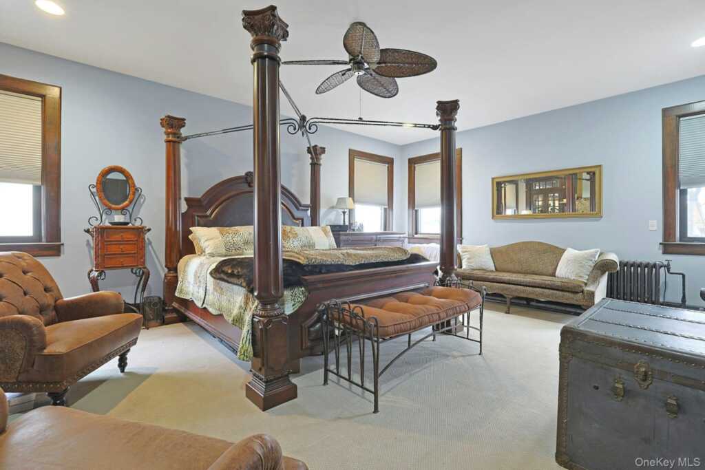 39 Neptune Avenue, New Rochelle, NY 10805 - Photo 8 of 28