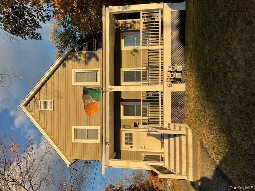50 Ridge Street, Pearl River, NY 10965