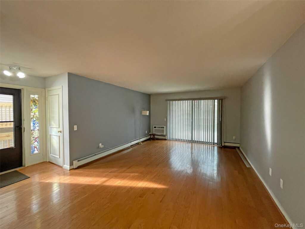 26 Hillside Terrace, Unit #F, White Plains, NY 10601 - Photo 2 of 16