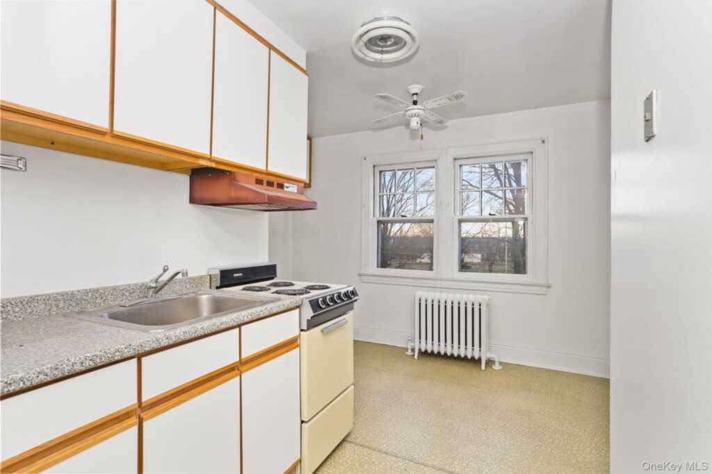 3 Hill Street, New Rochelle, NY 10801 - Photo 22 of 46