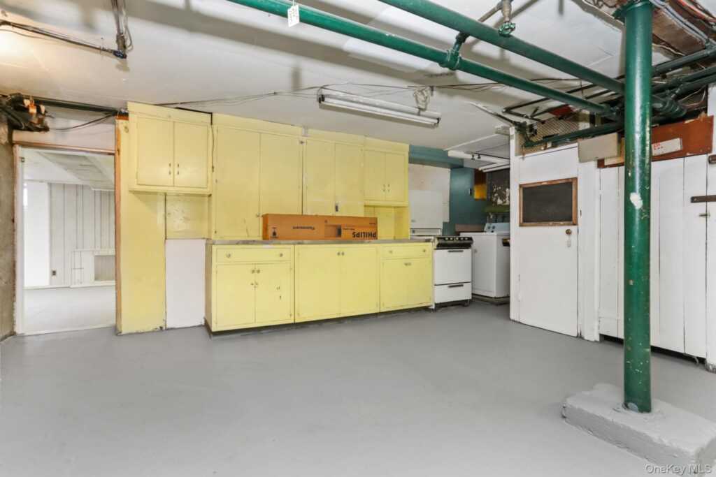 3 Hill Street, New Rochelle, NY 10801 - Photo 30 of 46