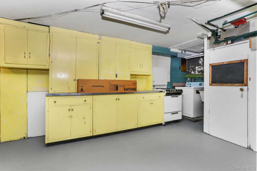 3 Hill Street, New Rochelle, NY 10801 - Photo 32 of 46