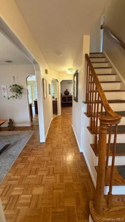 3 Flower Lane, Valley Cottage, NY 10989 - Photo 2 of 18