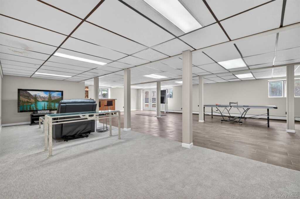 8 Augusta Court, New City, NY 10956 - Photo 27 of 38