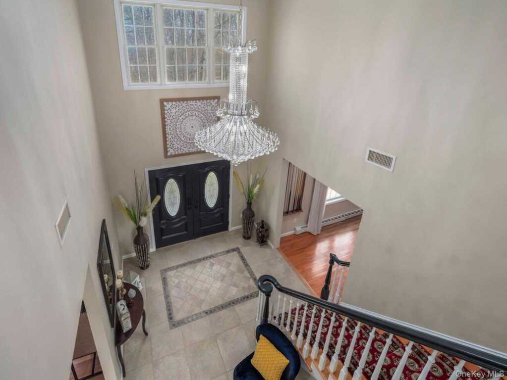 6 Park Avenue, Valley Cottage, NY 10989 - Photo 17 of 38