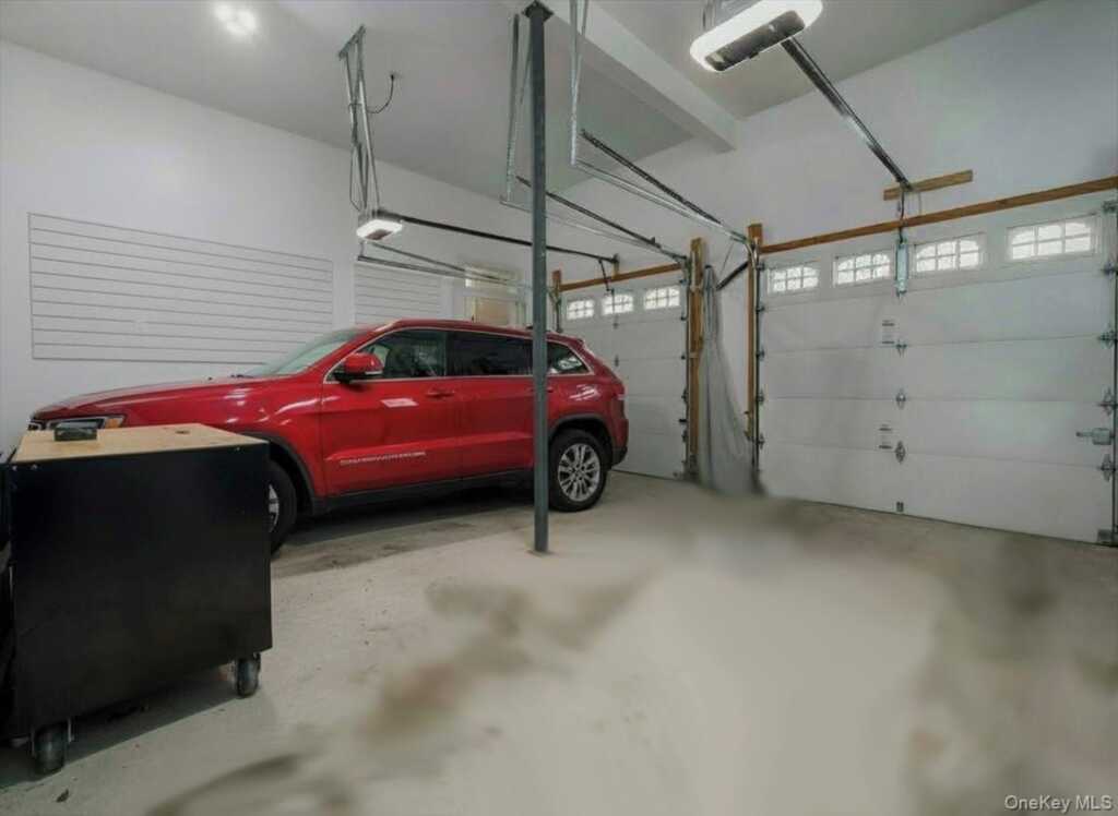 6 Park Avenue, Valley Cottage, NY 10989 - Photo 34 of 38