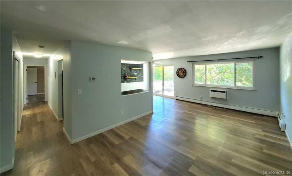 166 Sierra Vista Lane, Valley Cottage, NY 10989 - Photo 3 of 18