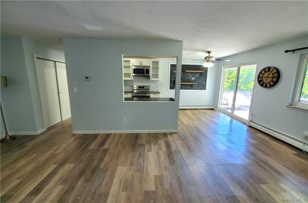 166 Sierra Vista Lane, Valley Cottage, NY 10989 - Photo 4 of 18