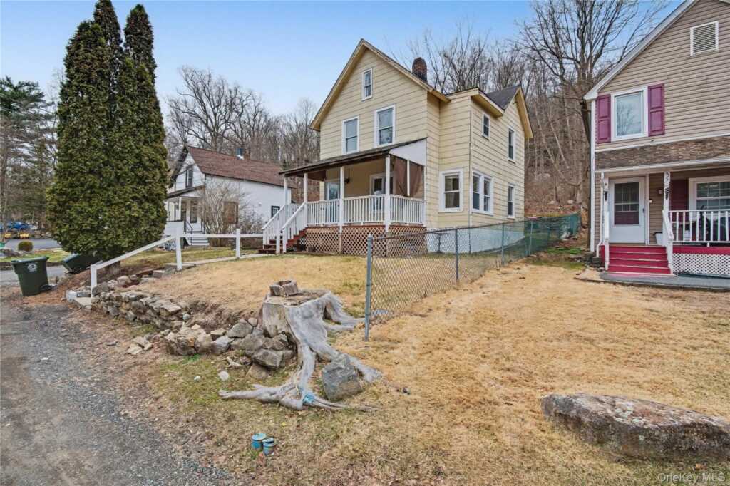 37 7th Street, Suffern, NY 10901 - Photo 4 of 12