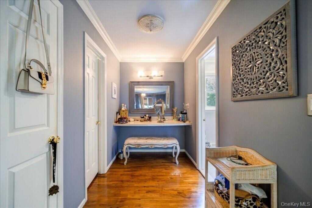 10 Evergreen Court, Suffern, NY 10901 - Photo 16 of 32