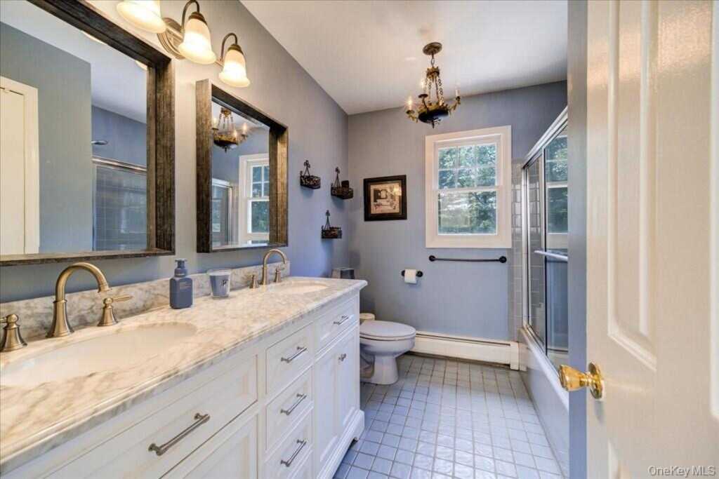 10 Evergreen Court, Suffern, NY 10901 - Photo 21 of 32