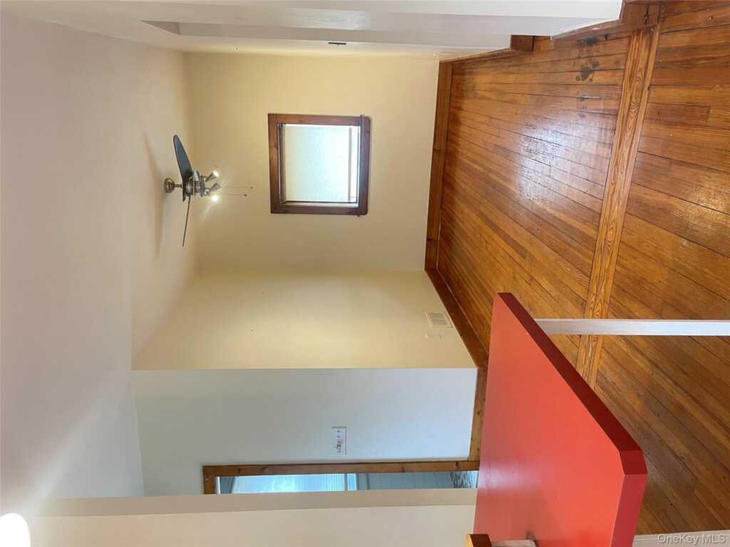 116 Castle Heights Avenue, Nyack, NY 10960 - Photo 13 of 27