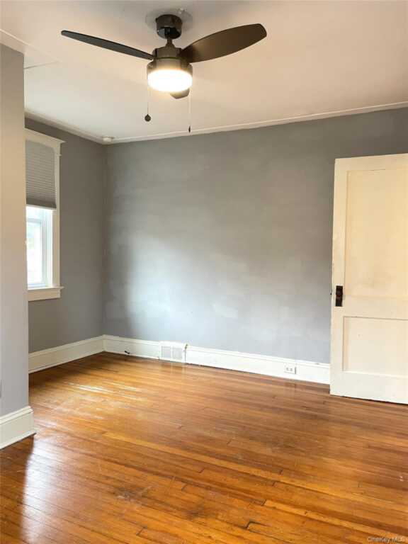 116 Castle Heights Avenue, Nyack, NY 10960 - Photo 19 of 27