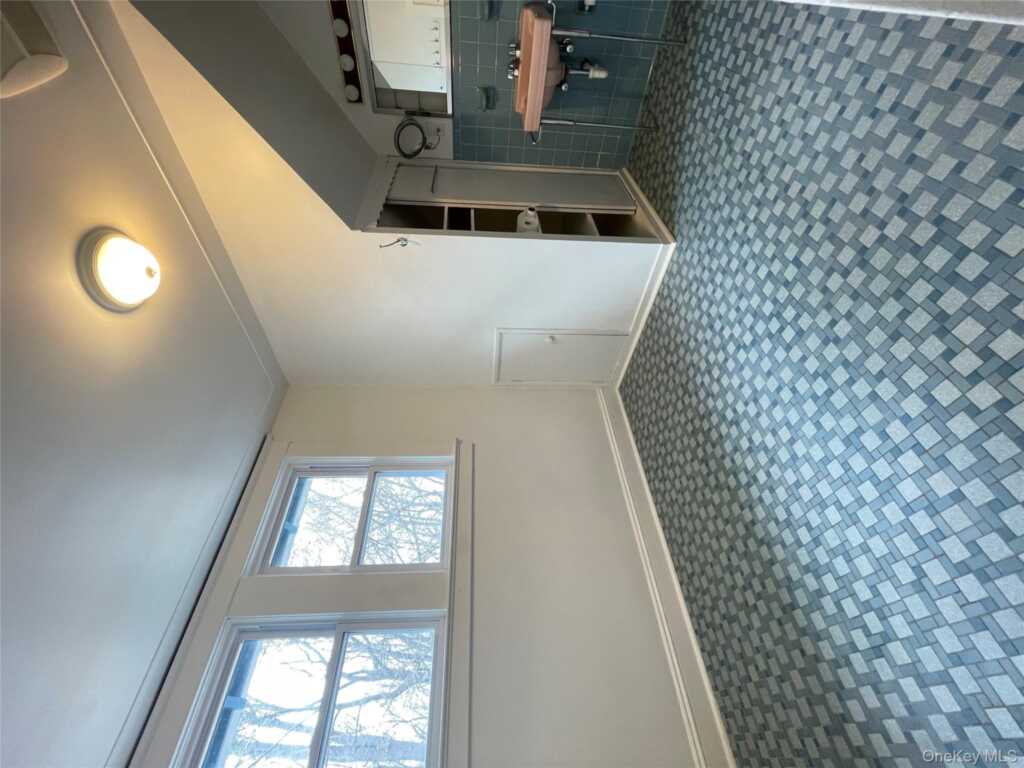 116 Castle Heights Avenue, Nyack, NY 10960 - Photo 23 of 27