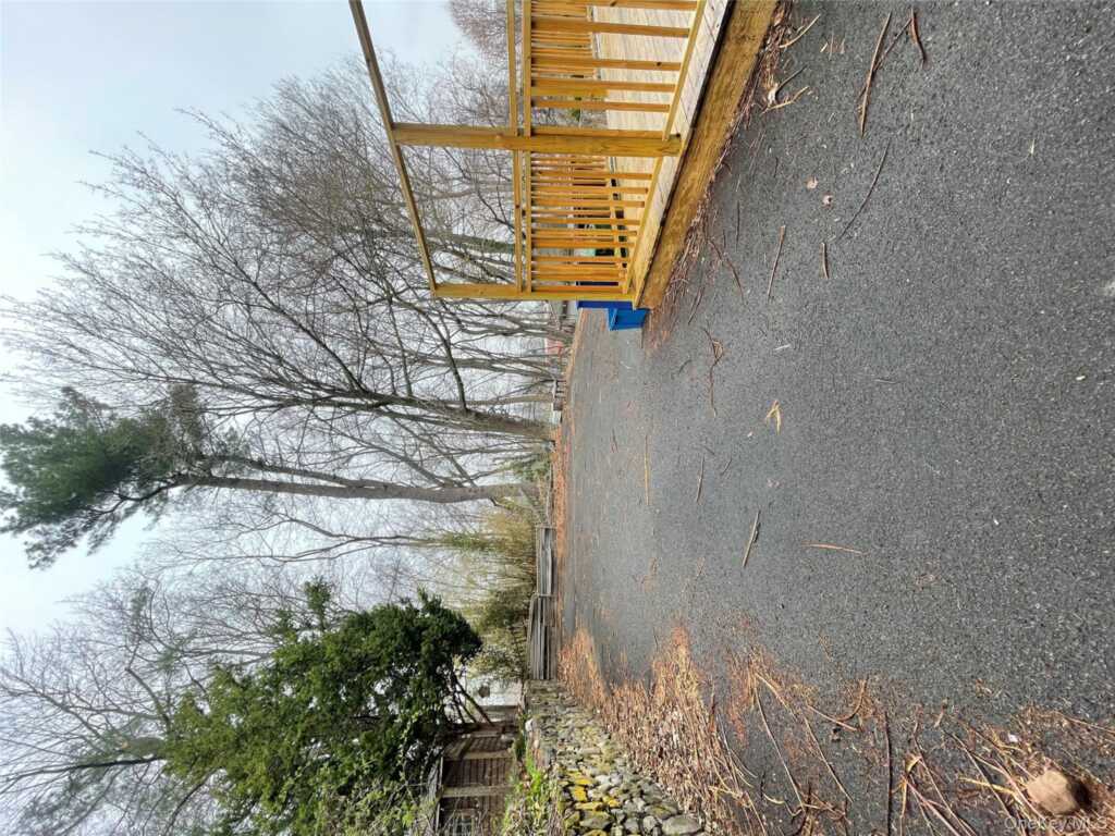 116 Castle Heights Avenue, Nyack, NY 10960 - Photo 24 of 27