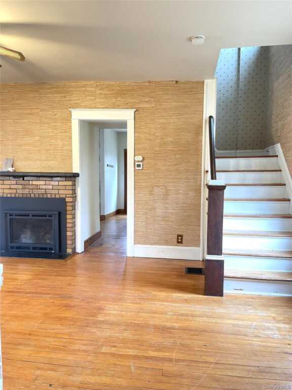 116 Castle Heights Avenue, Nyack, NY 10960 - Photo 9 of 27