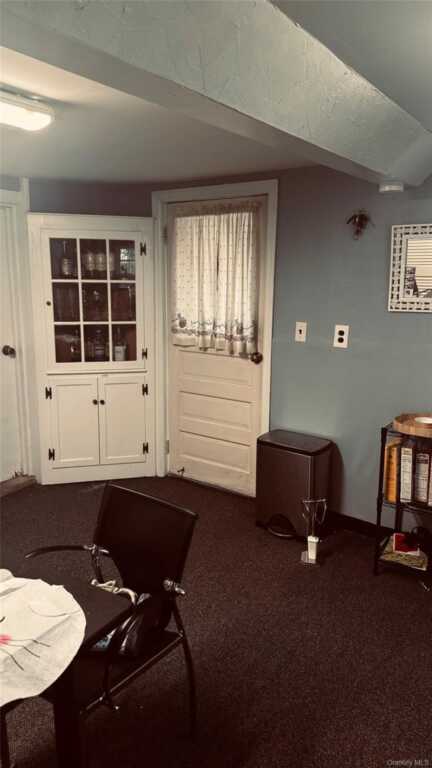 6 Pavilion Road, Suffern, NY 10901 - Photo 2 of 5