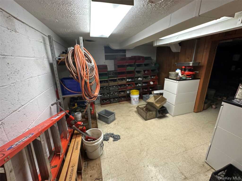 33 Marion Place, Pearl River, NY 10965 - Photo 11 of 12