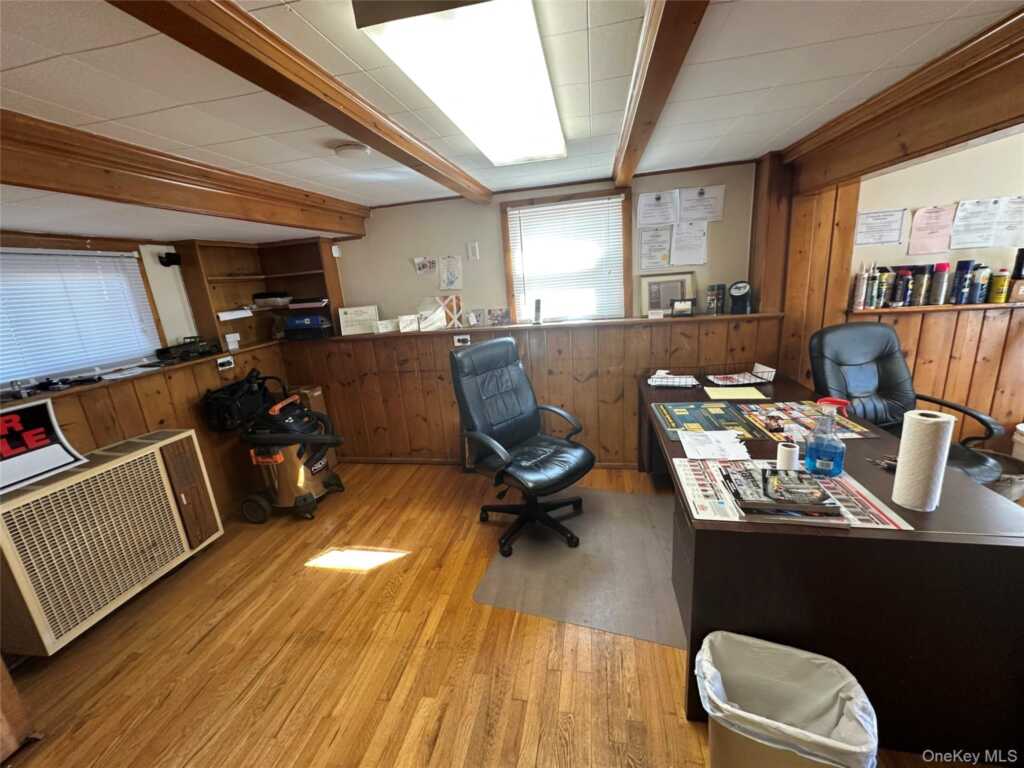 33 Marion Place, Pearl River, NY 10965 - Photo 5 of 12