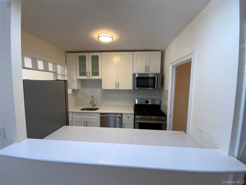 1 S Broadway, Unit #1L, White Plains, NY 10601 - Photo 5 of 6