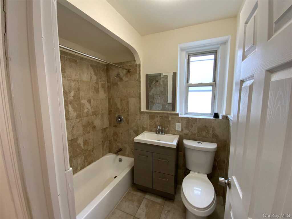 1 S Broadway, Unit #1L, White Plains, NY 10601 - Photo 6 of 6
