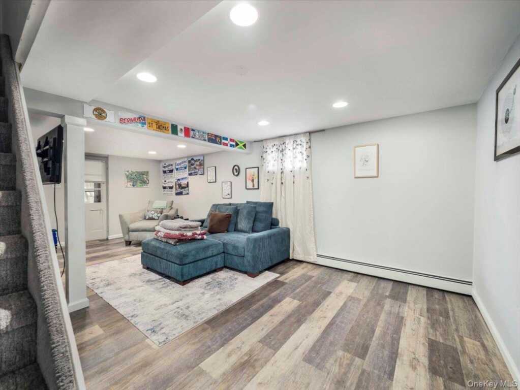 35 Hillside Avenue, Suffern, NY 10901 - Photo 24 of 43