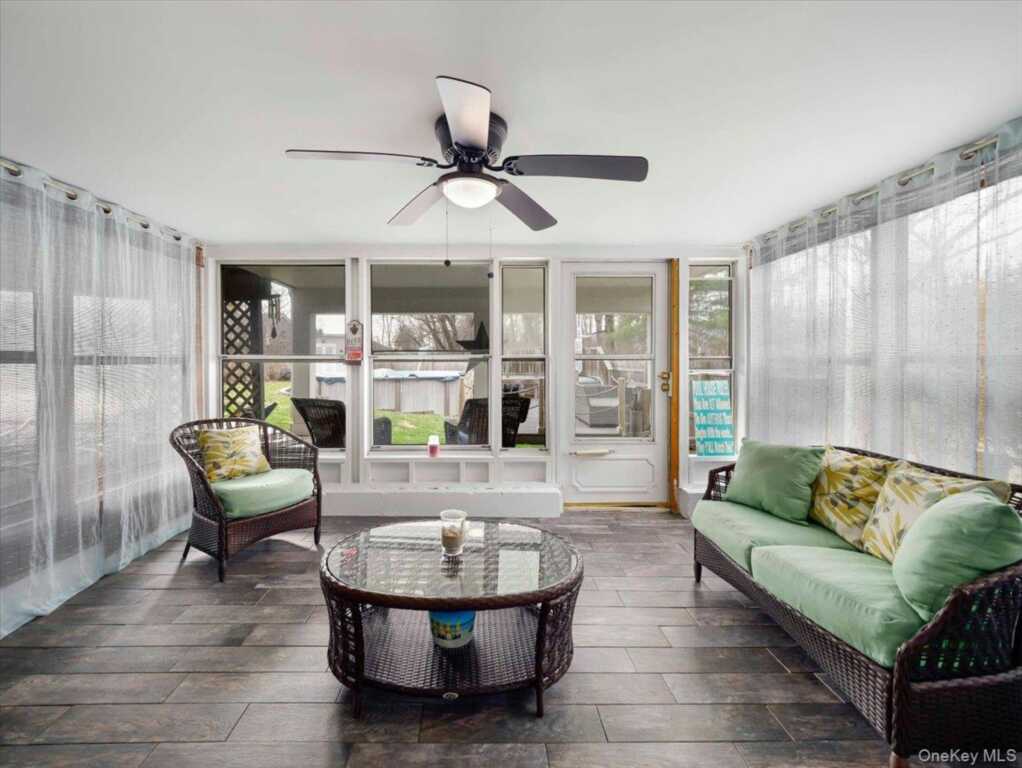 35 Hillside Avenue, Suffern, NY 10901 - Photo 26 of 43