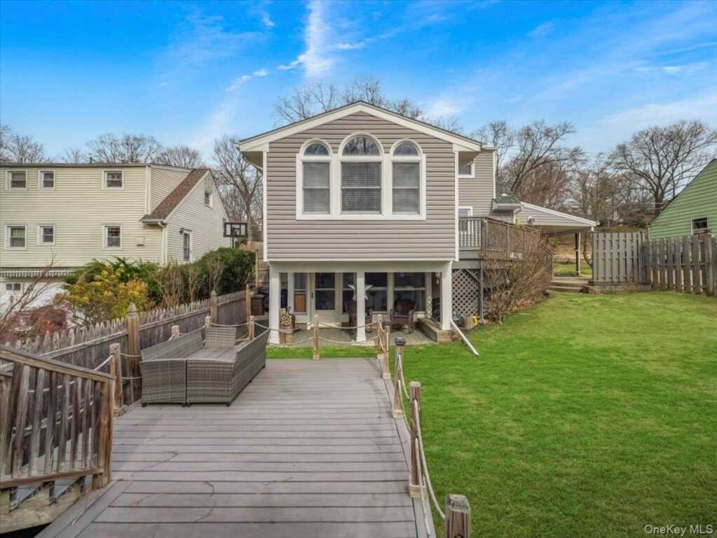 35 Hillside Avenue, Suffern, NY 10901 - Photo 32 of 43