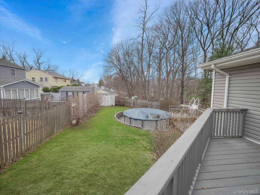 35 Hillside Avenue, Suffern, NY 10901 - Photo 34 of 43