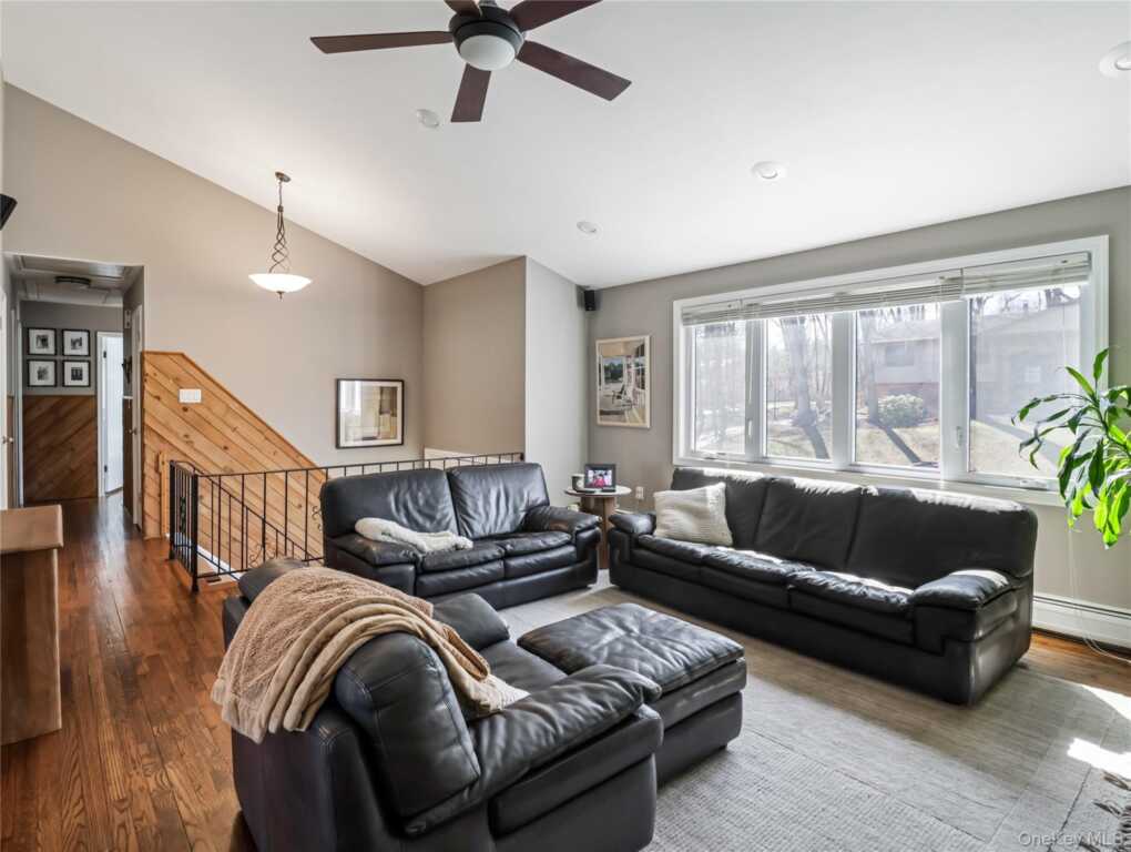 11 Foxburn Street, New City, NY 10956 - Photo 18 of 46