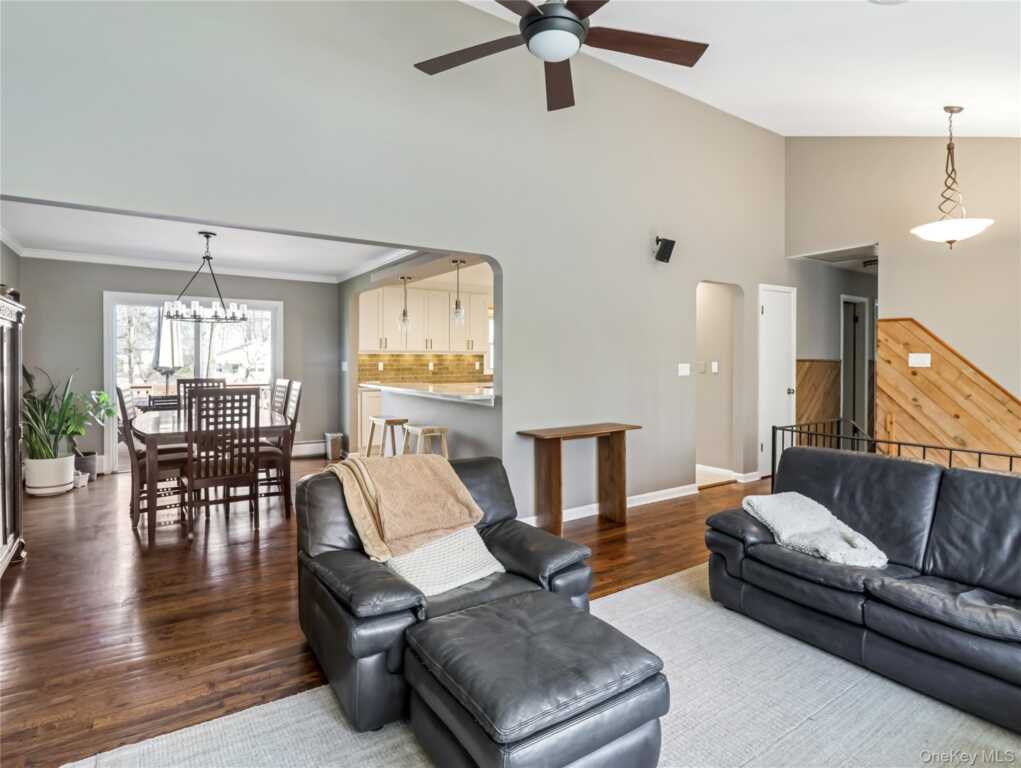 11 Foxburn Street, New City, NY 10956 - Photo 21 of 46