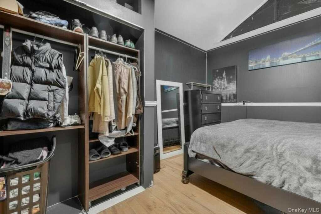 560 Locust Avenue, Rye, NY 10573 - Photo 24 of 35