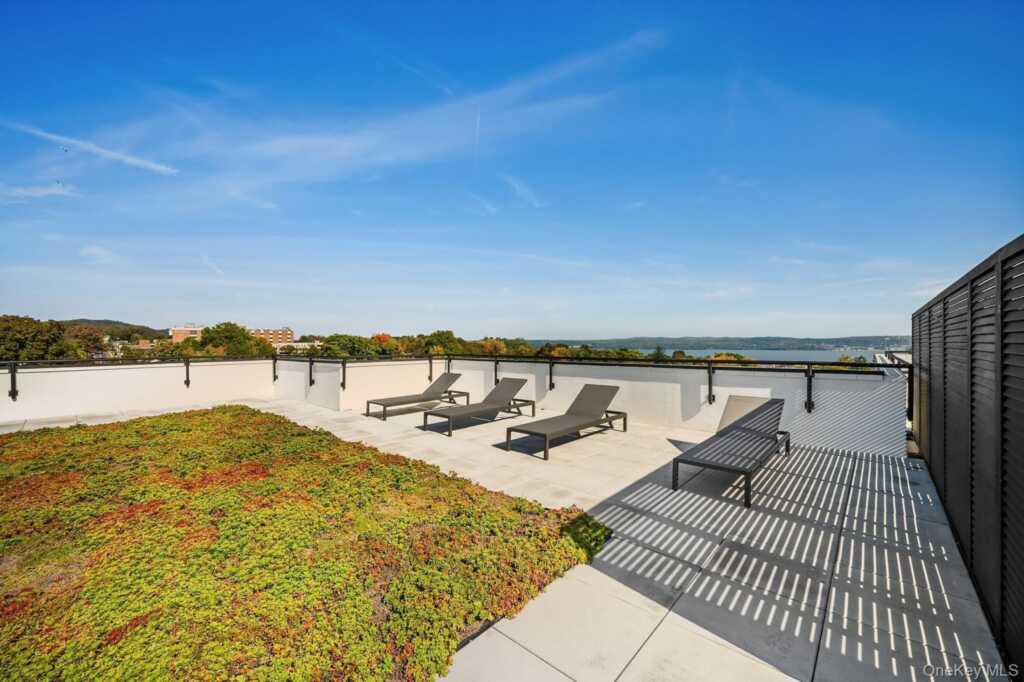 7 S Highland Avenue, Unit #201, Nyack, NY 10960 - Photo 13 of 16