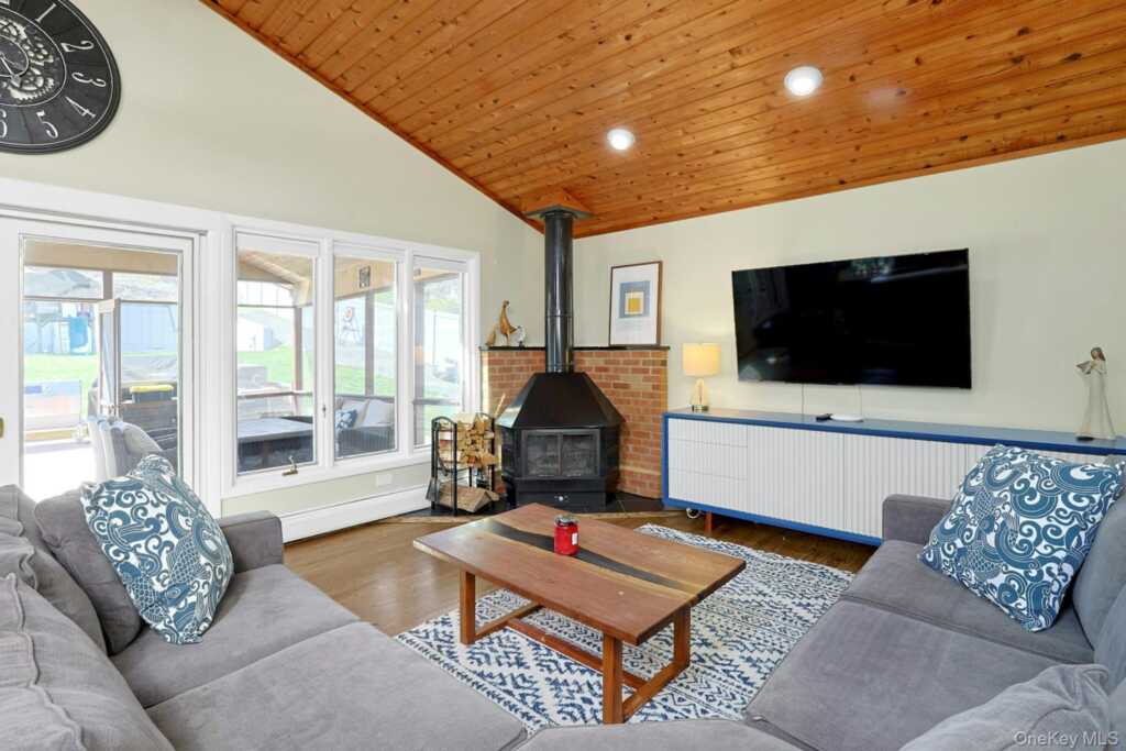 3 Green Hill Court, Nanuet, NY 10954 - Photo 20 of 43