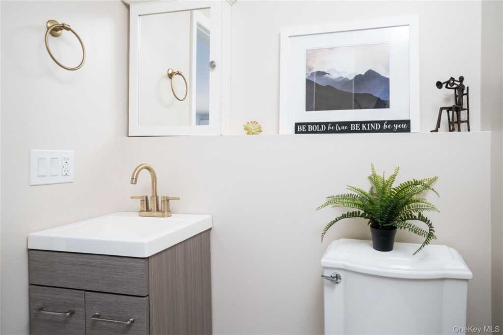 1099 Route 9W, Unit #2, Nyack, NY 10960 - Photo 5 of 10