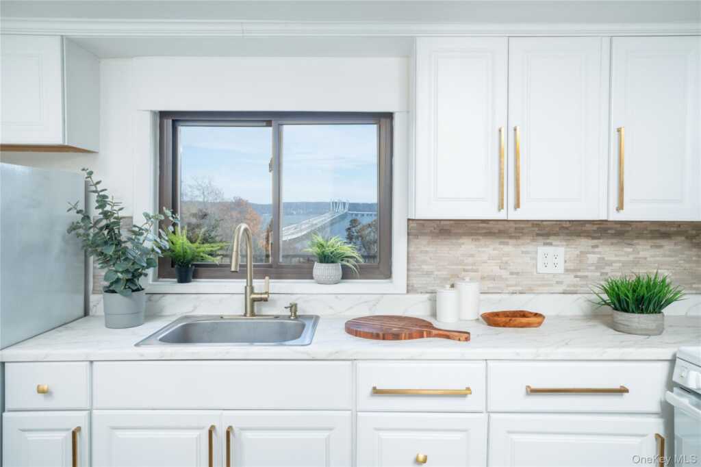 1099 Route 9W, Unit #2, Nyack, NY 10960 - Photo 8 of 10