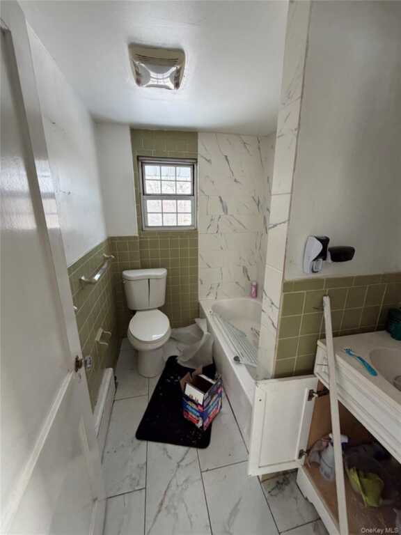 140 Grant Avenue, White Plains, NY 10604 - Photo 4 of 10