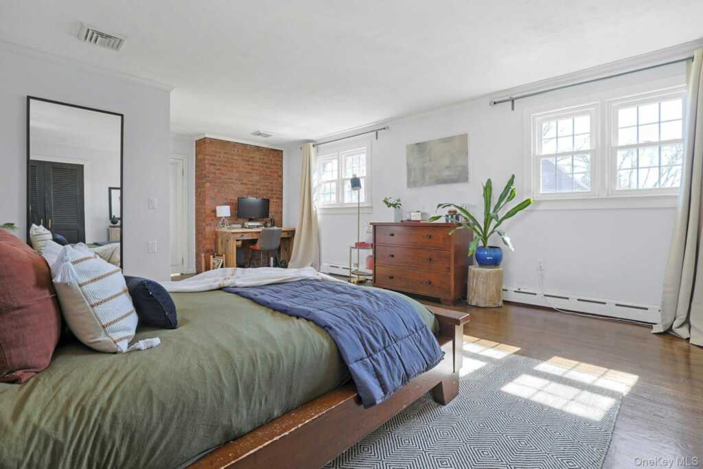 4 Ward Street, Suffern, NY 10901 - Photo 19 of 40