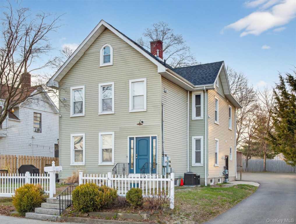 24 E Park Place, Suffern, NY 10901