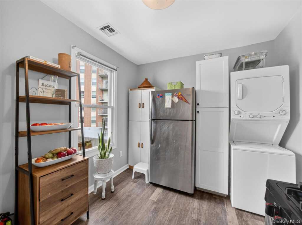 24 E Park Place, Suffern, NY 10901 - Photo 22 of 25