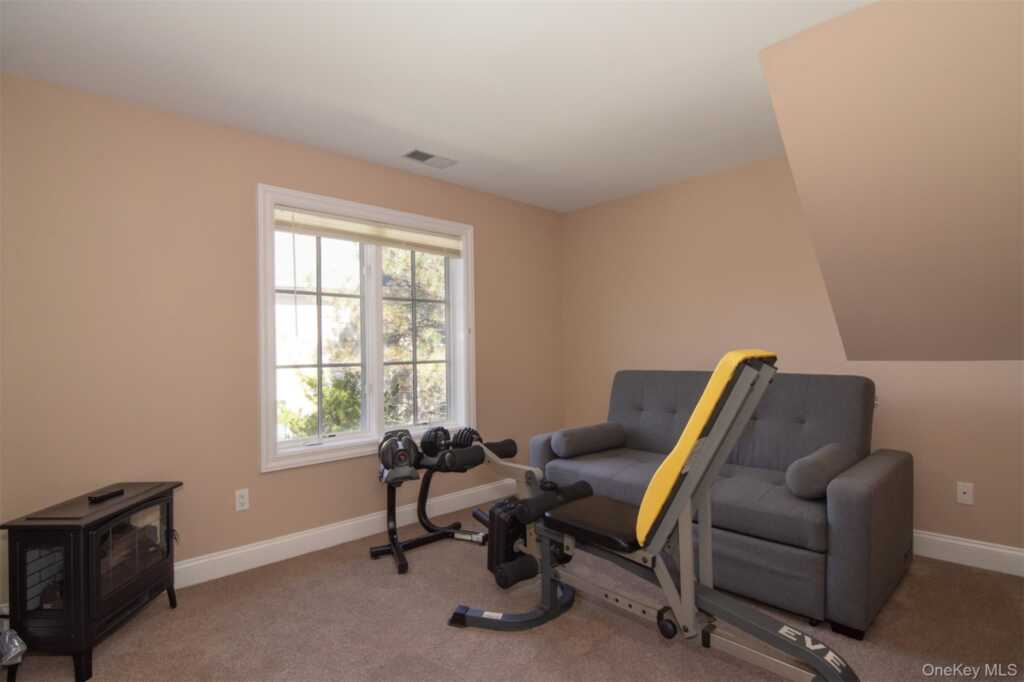 9 Stony Gate Oval, New Rochelle, NY 10804 - Photo 22 of 29