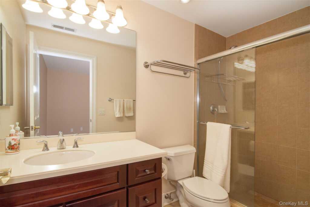 9 Stony Gate Oval, New Rochelle, NY 10804 - Photo 24 of 29