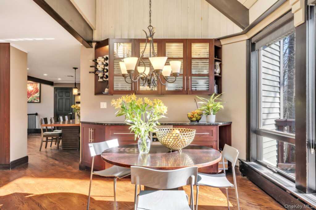 139 Pascack Road, Pearl River, NY 10965 - Photo 11 of 35