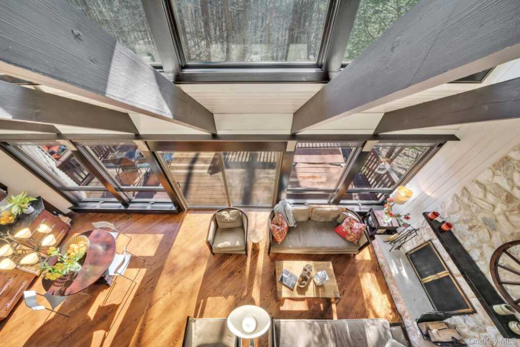 139 Pascack Road, Pearl River, NY 10965 - Photo 14 of 35