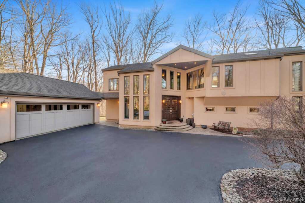 139 Pascack Road, Pearl River, NY 10965 - Photo 33 of 35